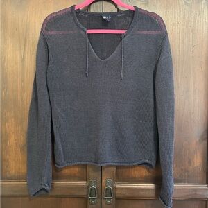 Gap Vintage Linen Blend Knit Sweater with V neck dark blue nautical size Medium